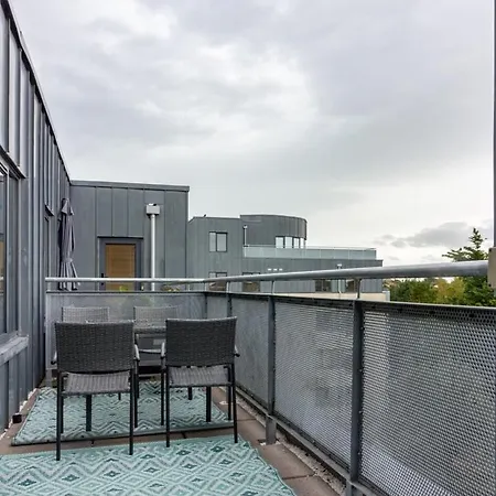 Lägenhet Guestready - Royal Canal Park Chic Getaway